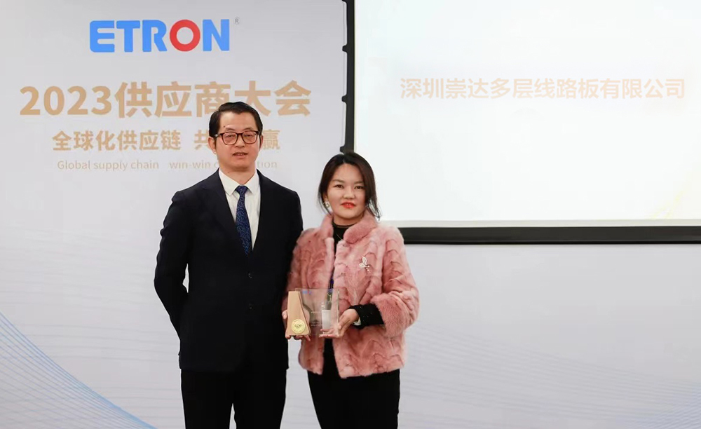 1703562635372596.jpg 01.jpg